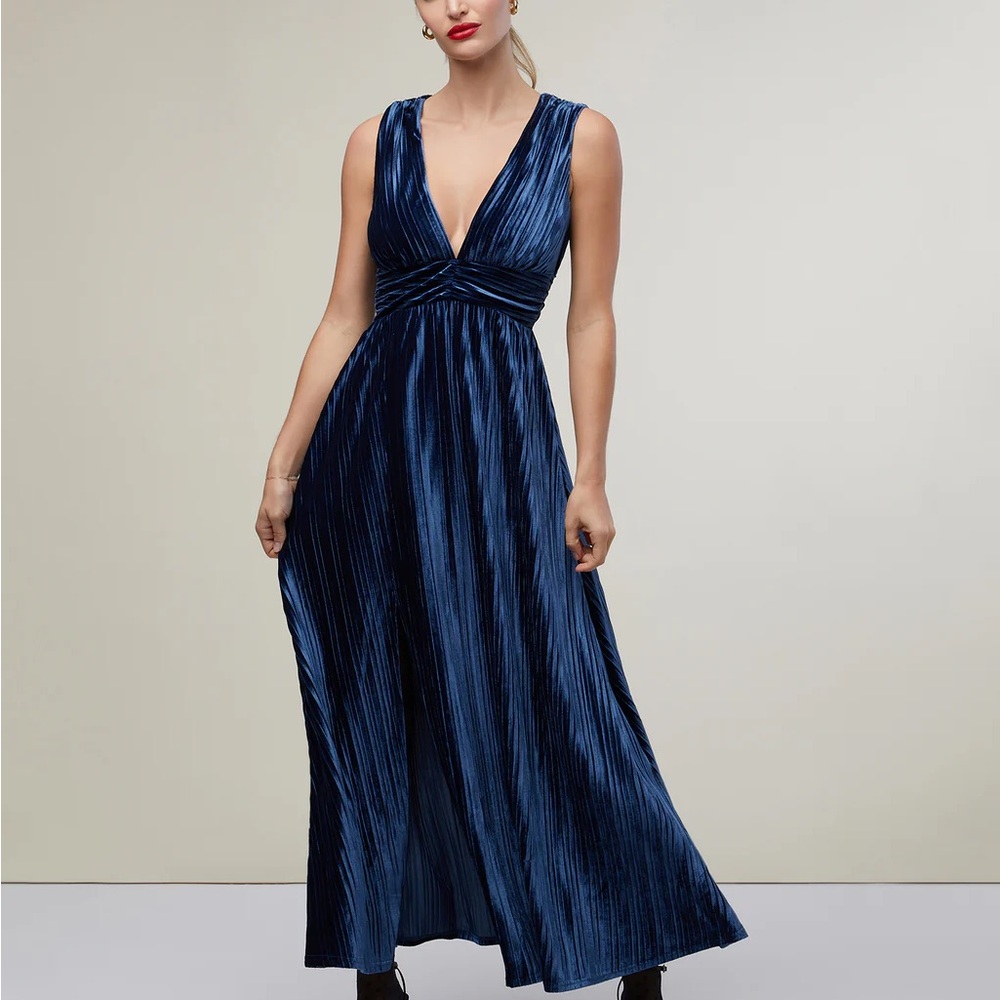 RACHEL PARCELL Elegant Blue Velvet Evening Dress size 2 sleeveless deep V
